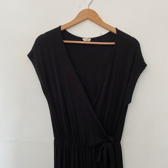 Caution To The Wind Black Wrap Top V-Neck Jumpsuit - Picture 1 of 5